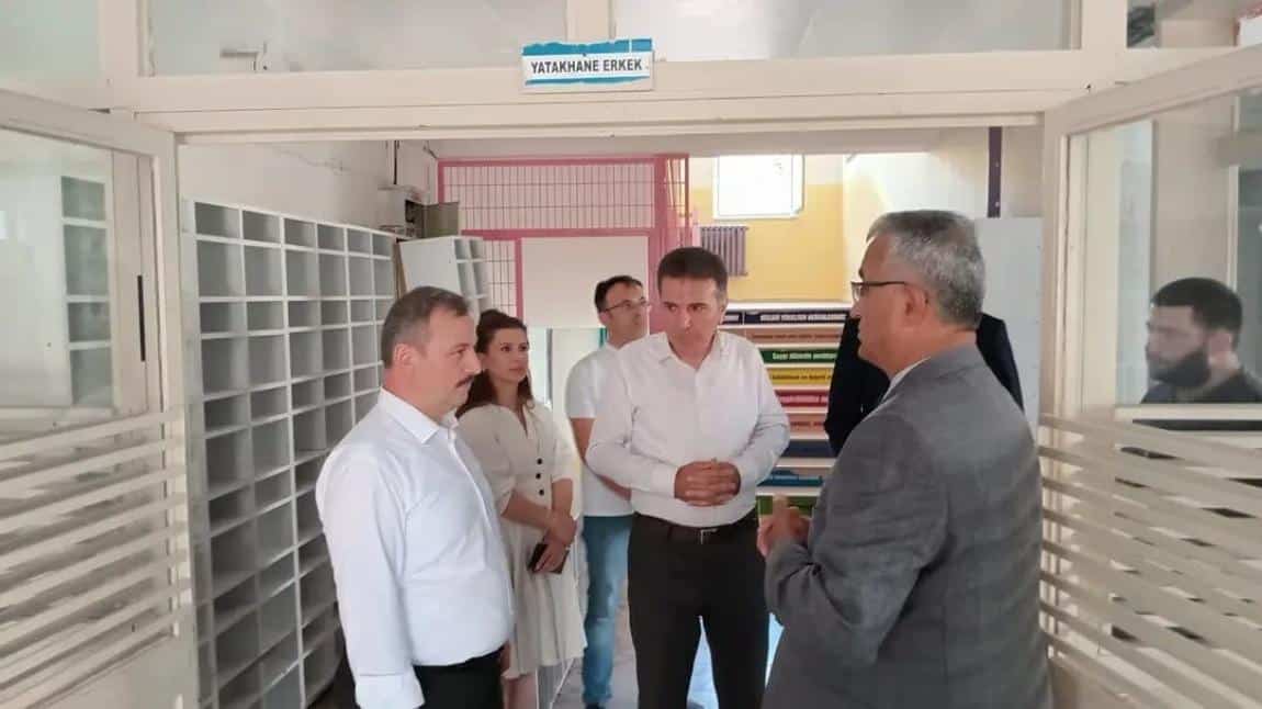Kaymakamımız Okulumuzu Ziyaret Etti